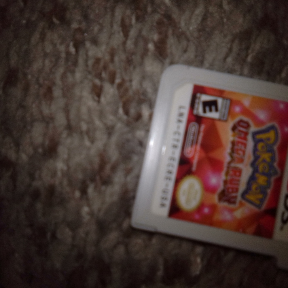 Nintendo3ds Pokémon Omega Ruby Game Card - Red and White